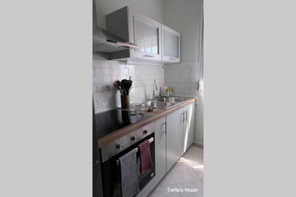 דירות Néa Péramos Tania'S House Nikis 75, 64007 Peramos מראה חיצוני תמונה
