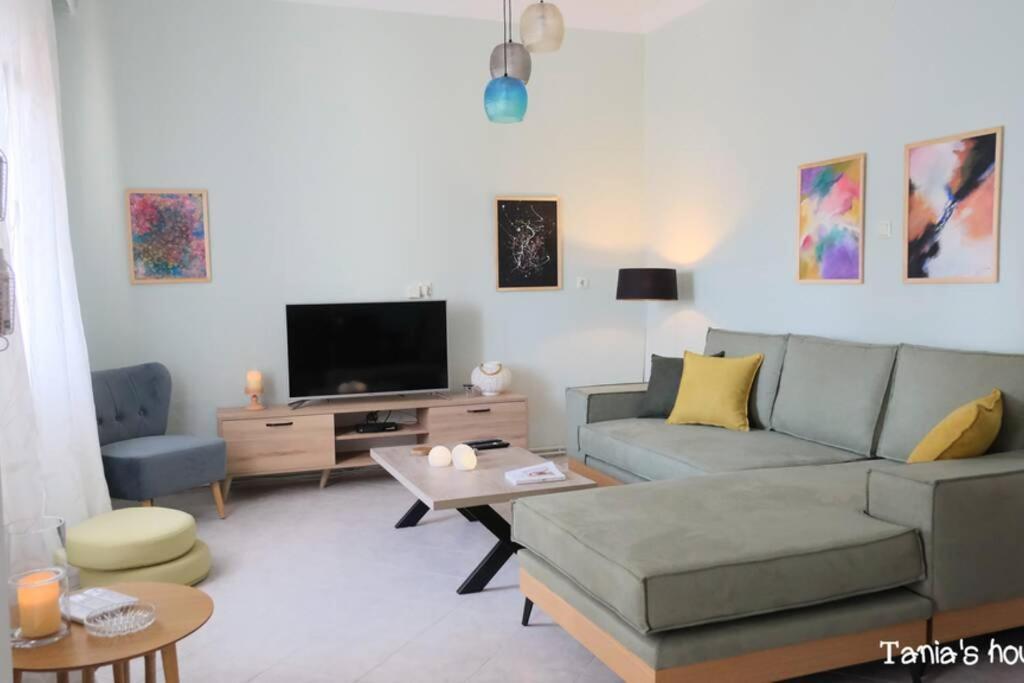 דירות Néa Péramos Tania'S House Nikis 75, 64007 Peramos מראה חיצוני תמונה